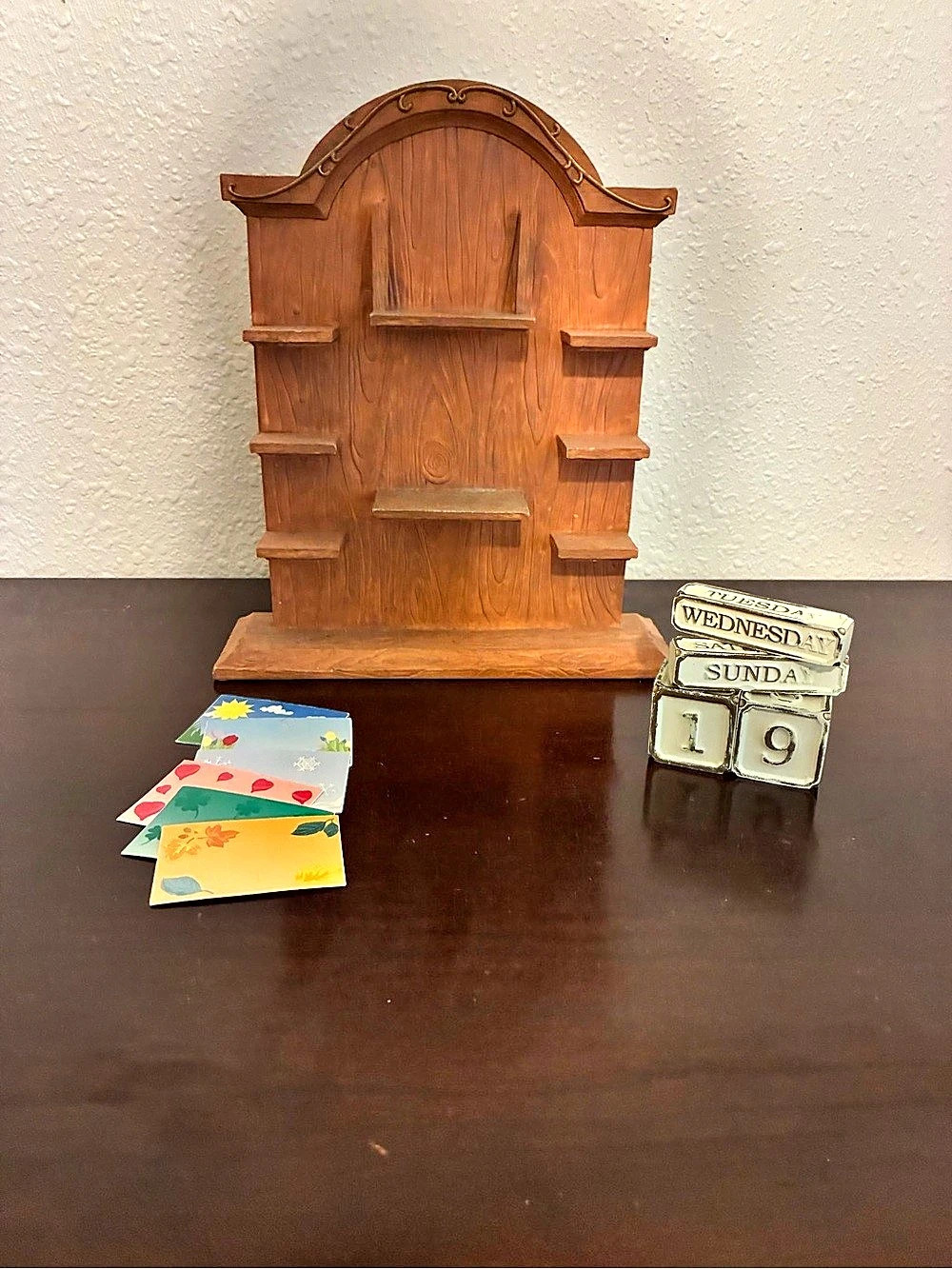 Avon Wooden Desktop Organizer Calendar Brown
